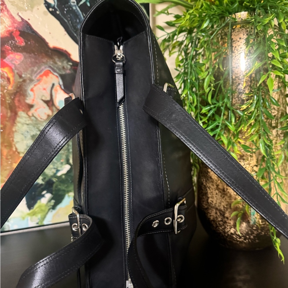 Coach Black Leather Tote Bag - Picture 4 of 11